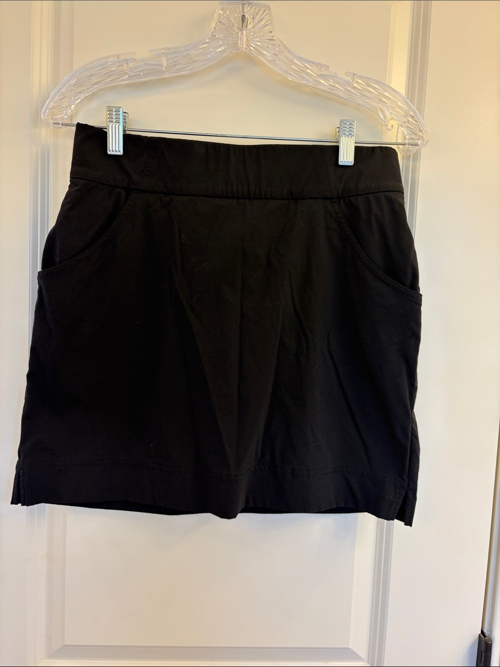 Columbia Black Pull-On Skort with Front Pockets